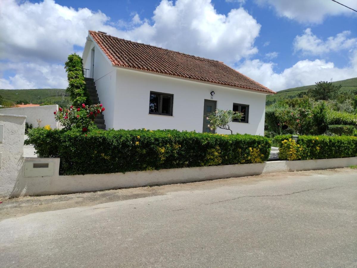 הוילה Porto de Mós Casa Dos Vales 11 מראה חיצוני תמונה